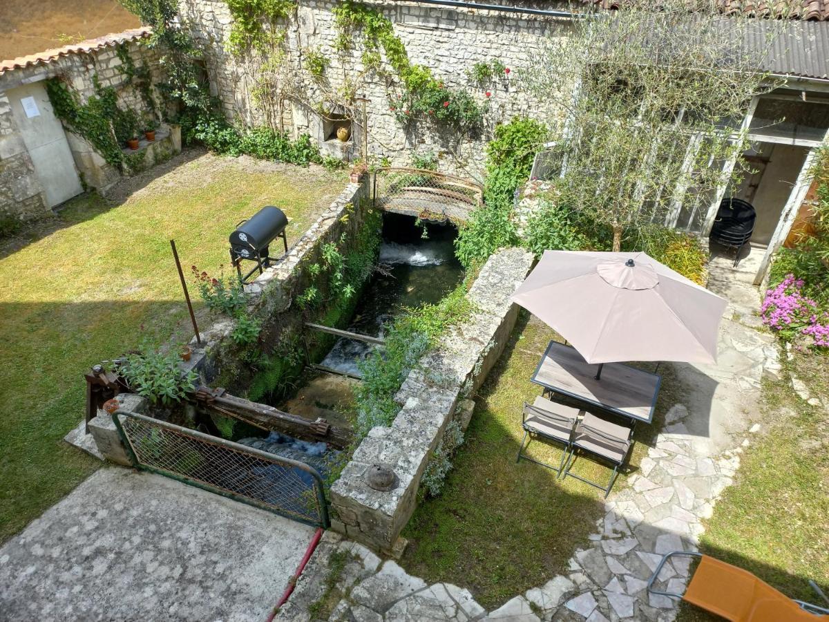 Le Moulin D'Errol Villa Saint-Jean-dʼAngély Buitenkant foto